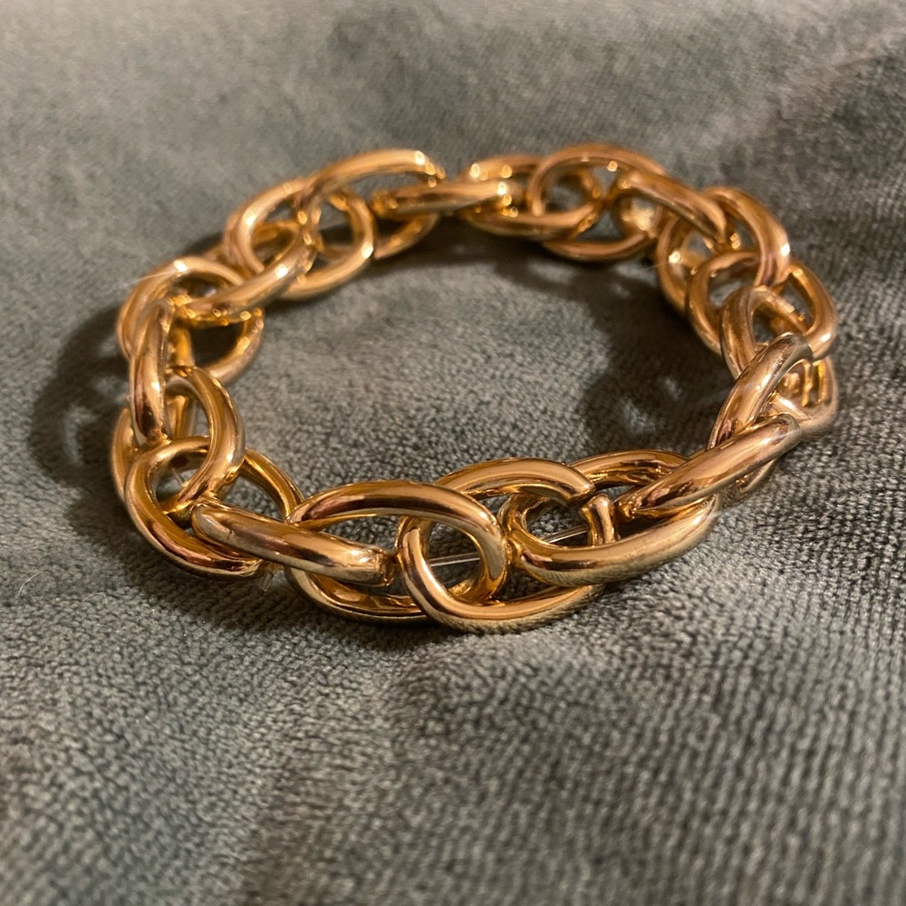 gold chain bracelet